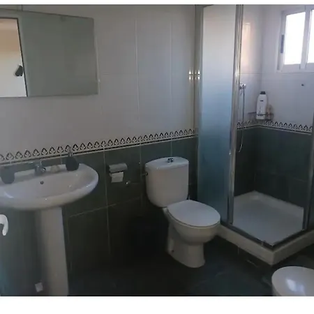 Casa A 200 Metros De La Playa 10 Pax Holiday home