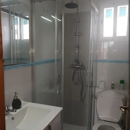 Casa A 200 Metros De La Playa 10 Pax *